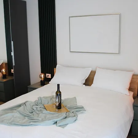 Luxury Mirjana